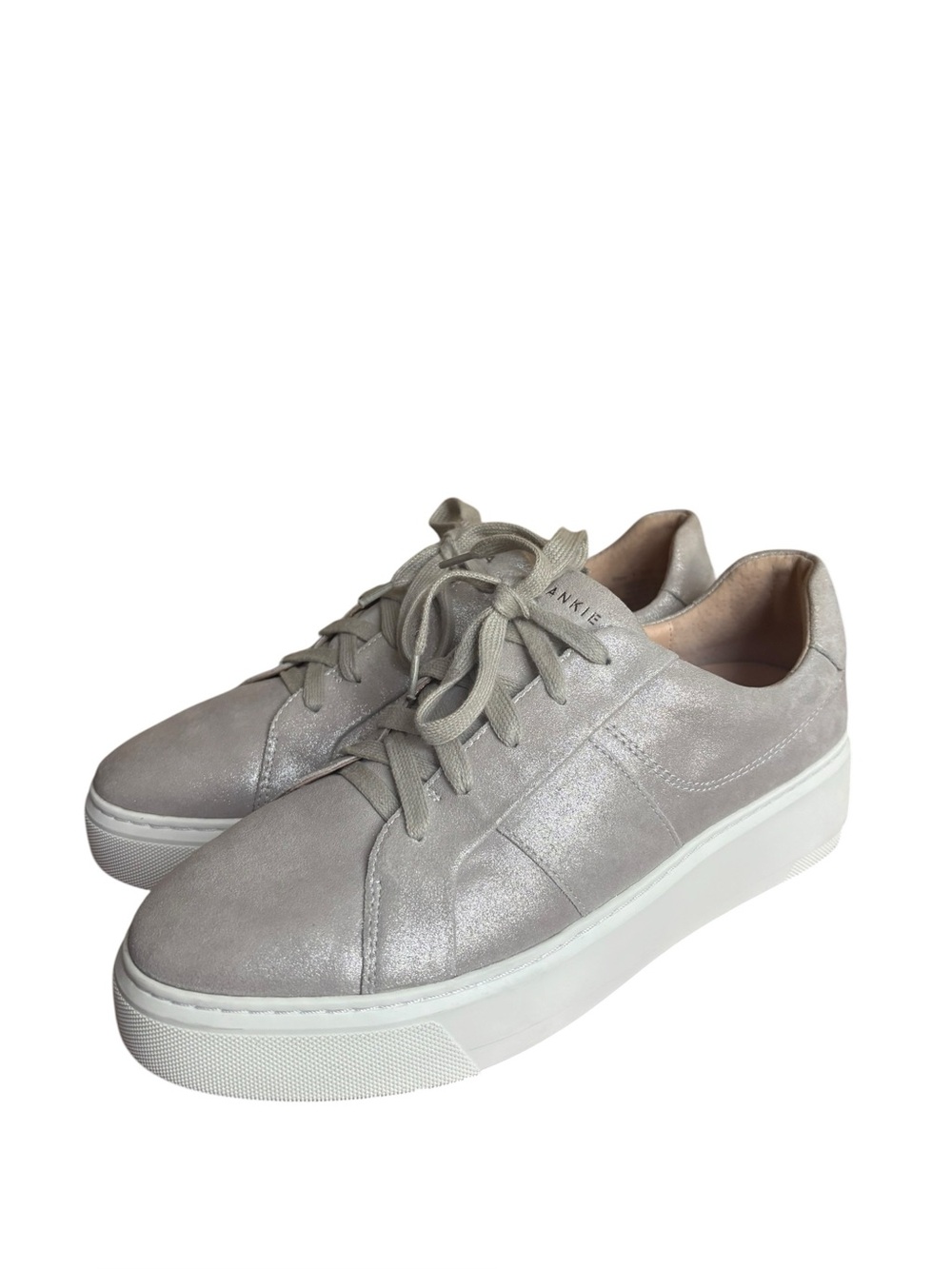 FRANKIE Riley Silver
WOMEN'S SNEAKER size 9.